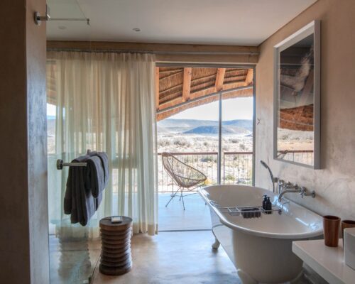 gondwana_bathroom